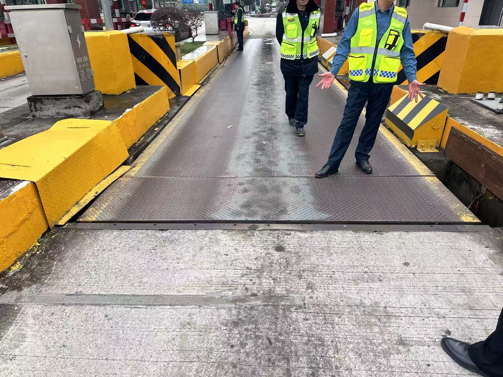 9ebe2a6a0352ed7d4d6aefe2b355fdb0