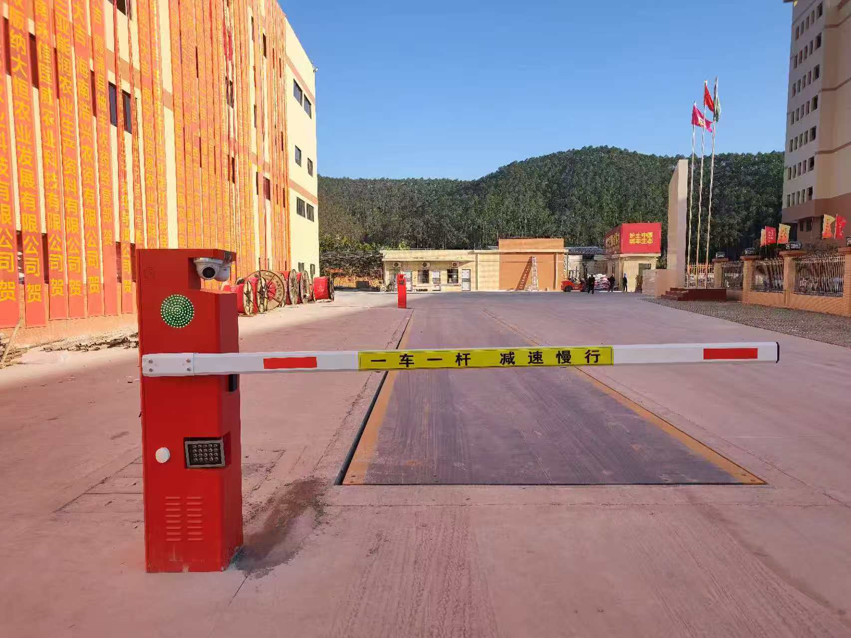 d58bc2f5c245e46d10a4094b3ec8afae