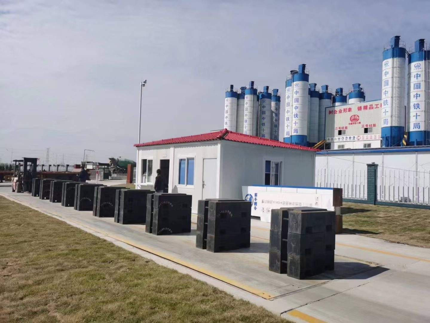 微信图片_20251023153737_750_286(1)